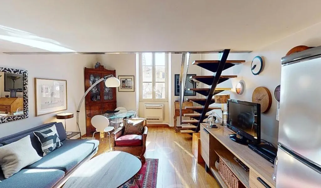 Spacious 3 Bed Apartment In The Heart Of Nice