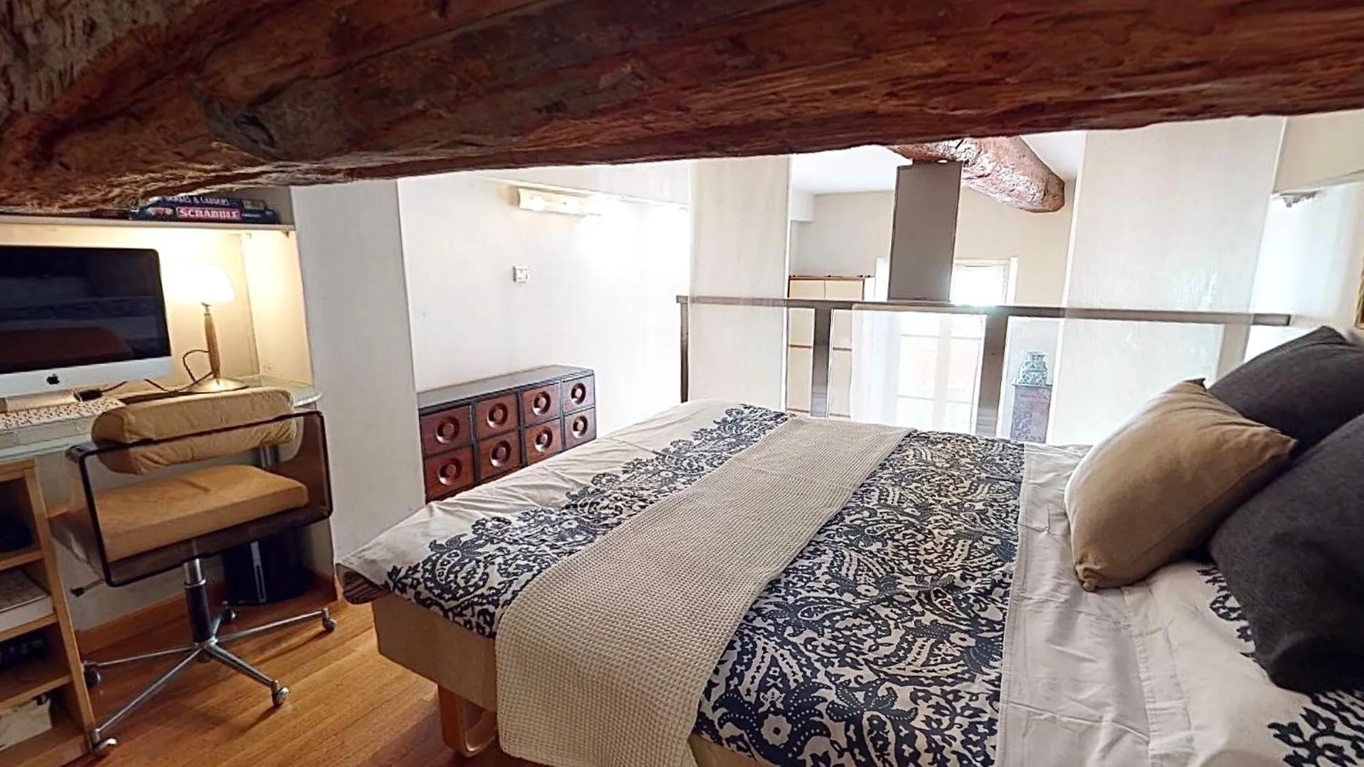 Spacious 3 Bed Apartment In The Heart Of Nice 0*,  France